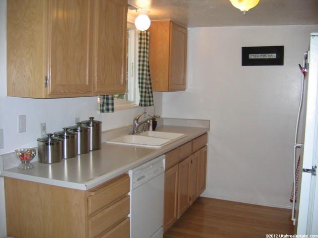 1454 S 35 E, Farmington, UT 84025 — photo 3