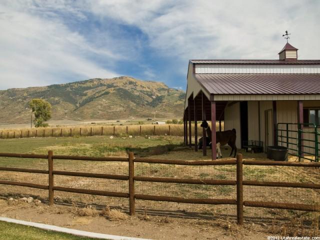 196 E Upper Loop Rd, Marion, UT 84036 — photo 5