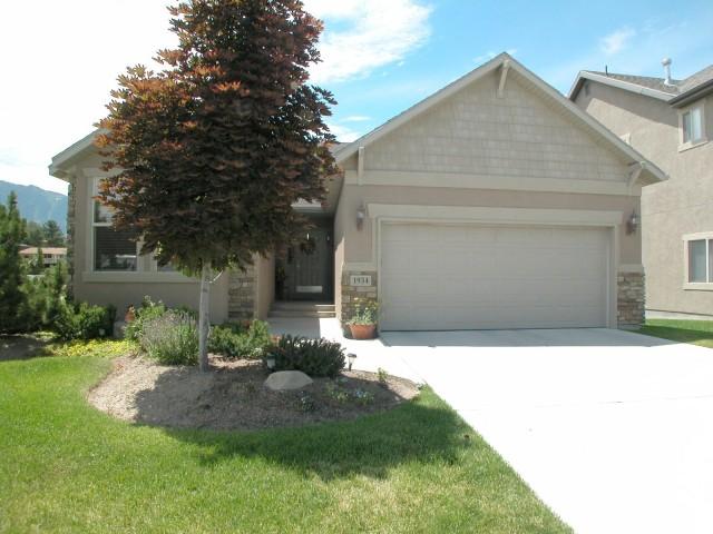 1934 E Bluffside Cir, Sandy, UT 84092 — photo 2