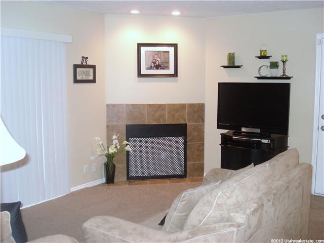2095 S Main St #10, Bountiful, UT 84010 — photo 4