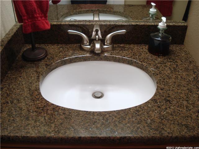 2095 S Main St #10, Bountiful, UT 84010 — photo 10