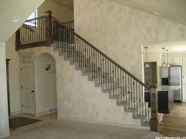 24 E 2450 N, Layton, UT 84041 — photo 4