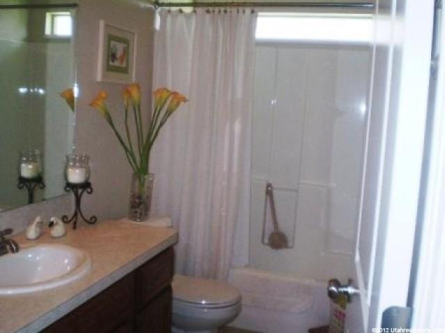 89 Hillsborough Dr, Pleasant View, UT 84414 — photo 7