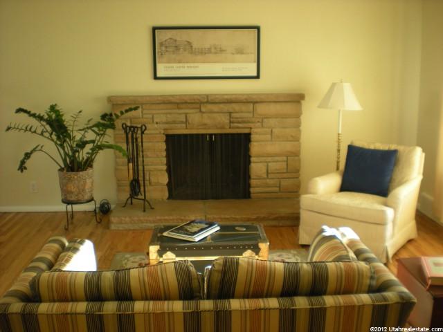 2253 S 200 E, Bountiful, UT 84010 — photo 2