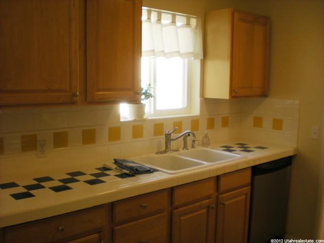 2253 S 200 E, Bountiful, UT 84010 — photo 4