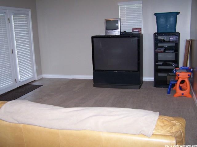 320 Willow Way, Pleasant View, UT 84414 — photo 2