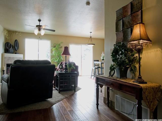 2090 S Orchard Drive Dr, Bountiful, UT 84010 — photo 2