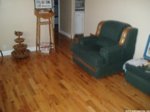 982 E 3150 N, North Ogden, UT 84414 — photo 4