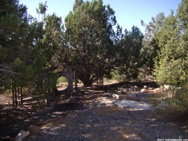 2702 E 2800 S, New Harmony, UT 84757 — photo 8