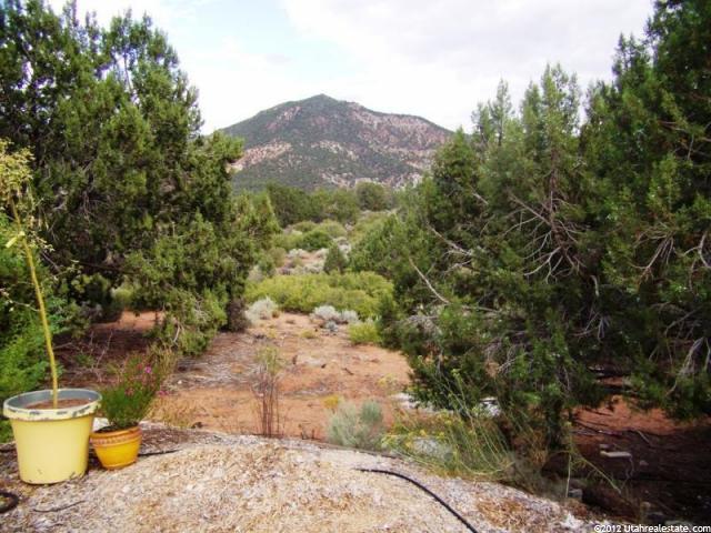2702 E 2800 S, New Harmony, UT 84757 — photo 10