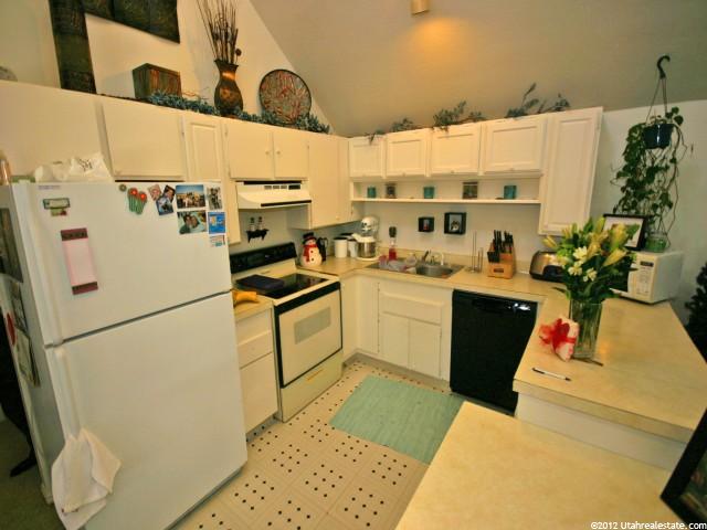 900 E 8600 S, Paradise, UT 84328 — photo 4
