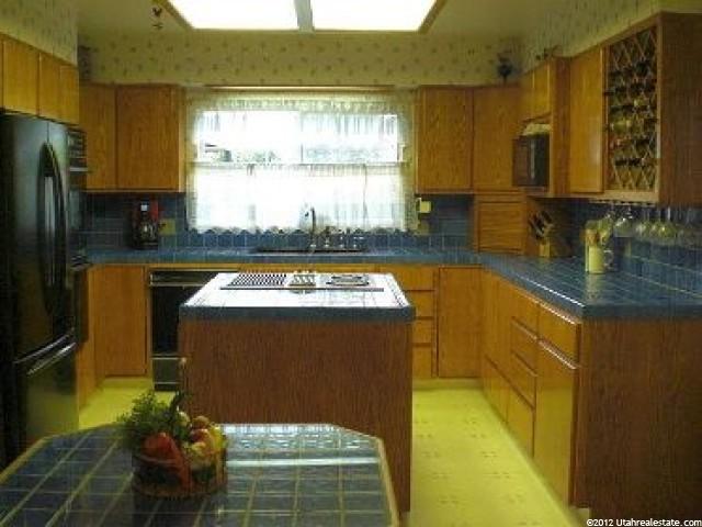 716 W 3500 S, Bountiful, UT 84010 — photo 3