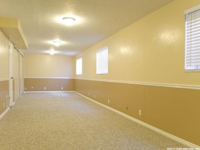 352 Willow Ridge Cir, Centerville, UT 84014 — photo 10