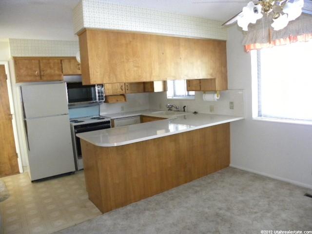 954 Orchard Dr, River Heights, UT 84321 — photo 5