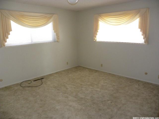 954 Orchard Dr, River Heights, UT 84321 — photo 8