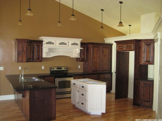 731 E 200 S, Hyde Park, UT 84318 — photo 6