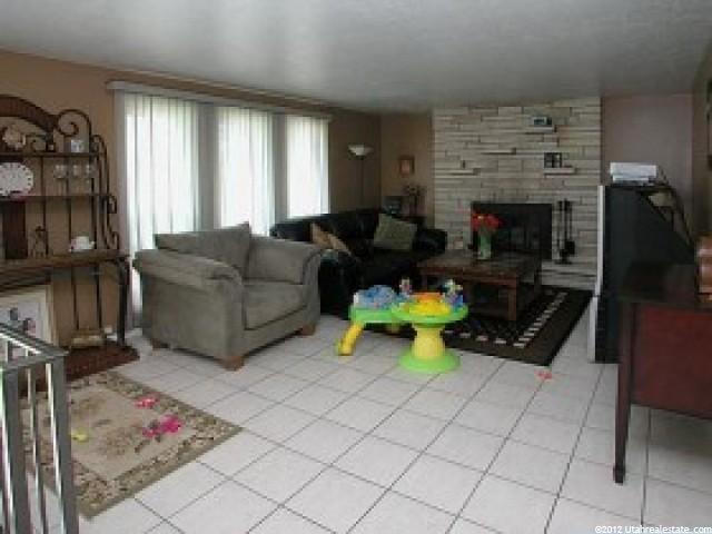 3159 W 1925 N, Clinton, UT 84015 — photo 2