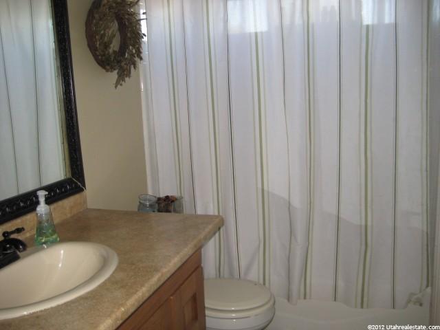 843 W 1960 N, Clinton, UT 84015 — photo 6