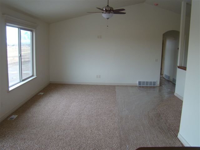 71 E Pear St, Grantsville, UT 84029 — photo 11