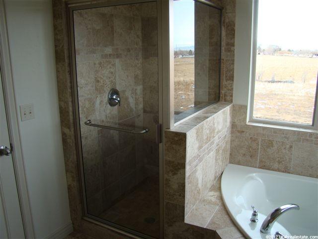 71 E Pear St, Grantsville, UT 84029 — photo 10