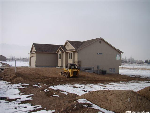 71 E Pear St, Grantsville, UT 84029 — photo 4