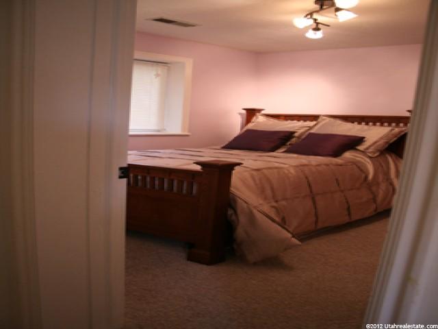 917 W 4000 S, Bountiful, UT 84010 — photo 3