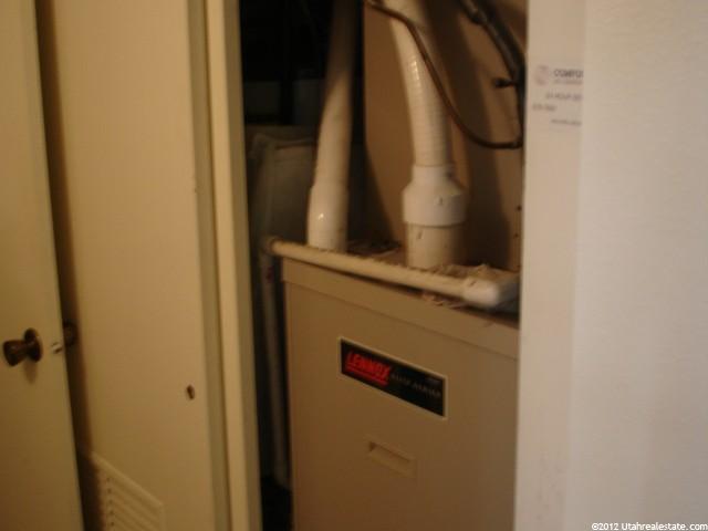 607 E 3990 S, Murray, UT 84107 — photo 11