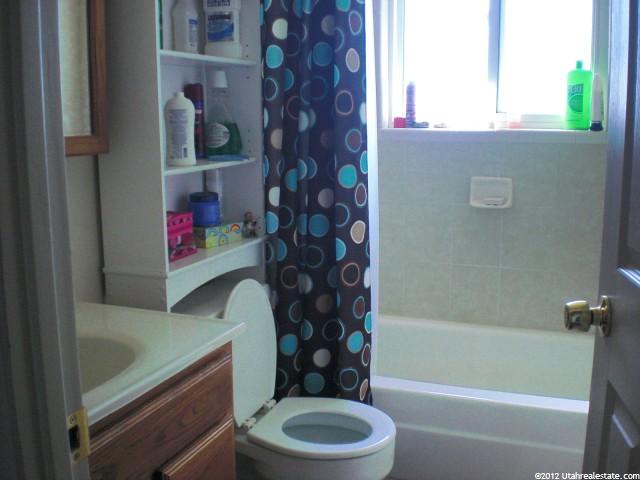4901 S 2675 W, Roy, UT 84067 — photo 7