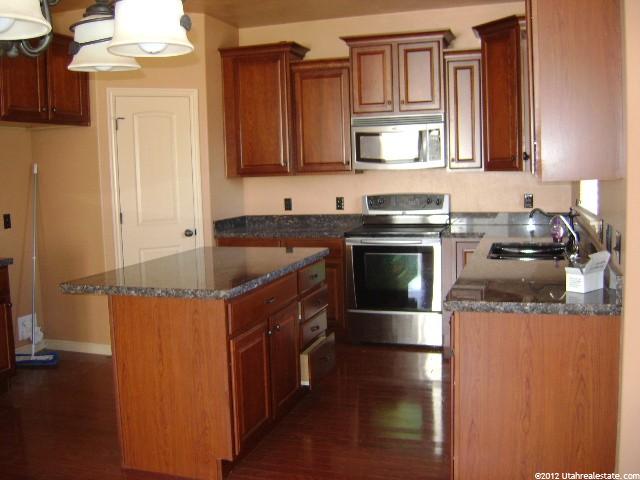 8764 N Pinehurst Dr, Eagle Mountain, UT 84005 — photo 2