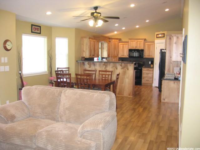 340 N 100 W, Smithfield, UT 84335 — photo 3