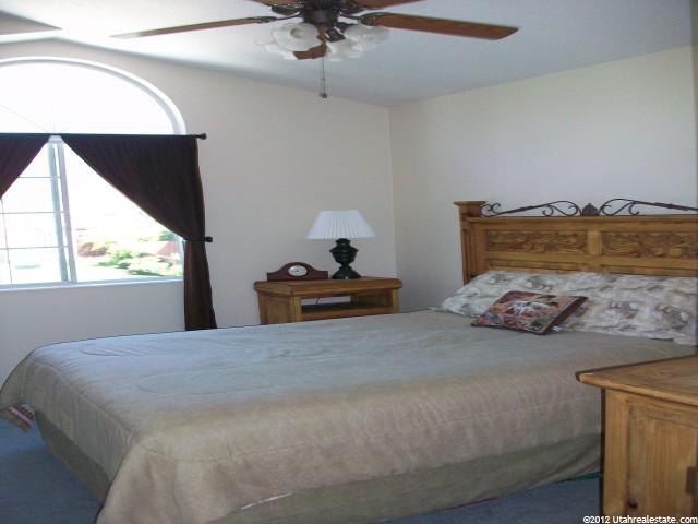 586 S 875 E, Layton, UT 84041 — photo 6