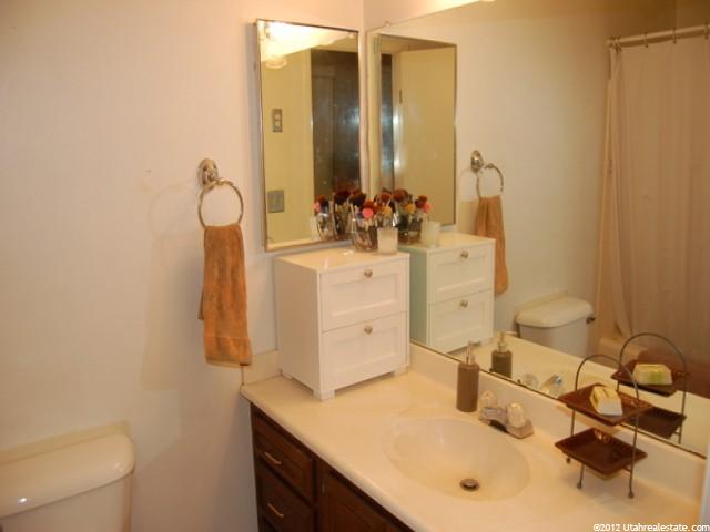 8882 S Ida Ln, Sandy, UT 84093 — photo 10
