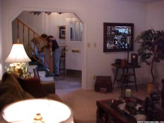 36 S Village Way E, Fruit Heights, UT 84037 — photo 8
