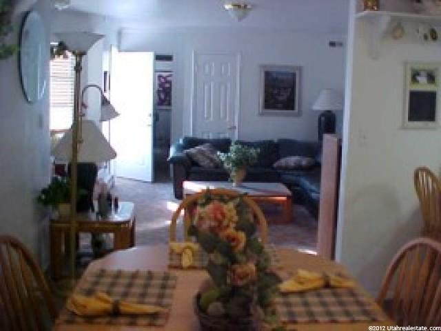 36 S Village Way E, Fruit Heights, UT 84037 — photo 10