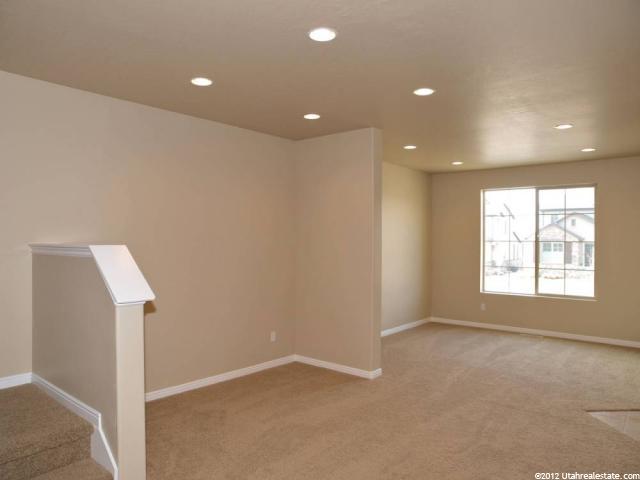 58 N 285 W, Centerville, UT 84014 — photo 4