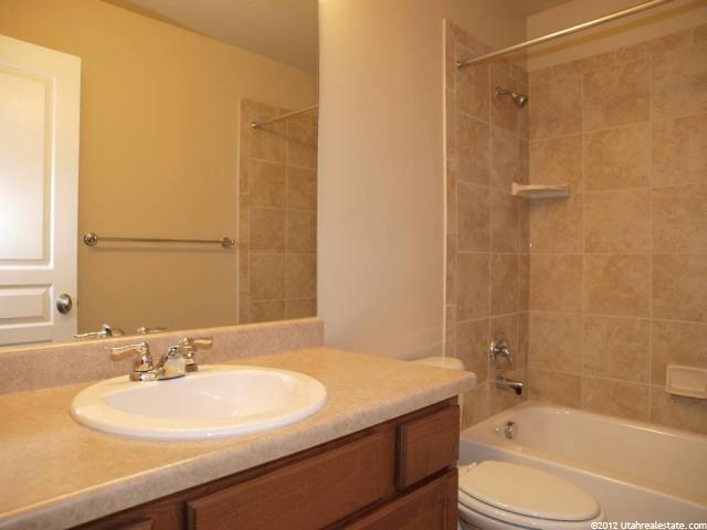 58 N 285 W, Centerville, UT 84014 — photo 10
