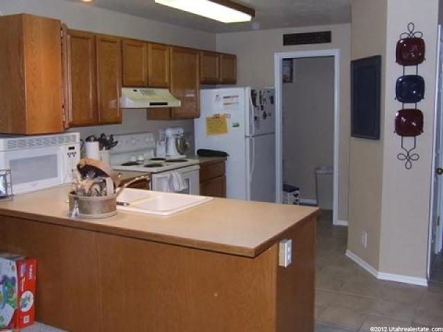 889 S 140 E, Farmington, UT 84025 — photo 2