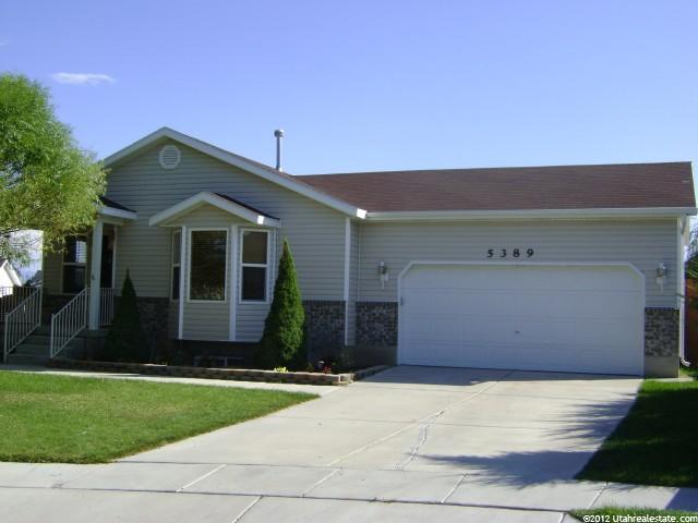 5389 W Alpine Brook Cir, Salt Lake City, UT 84118