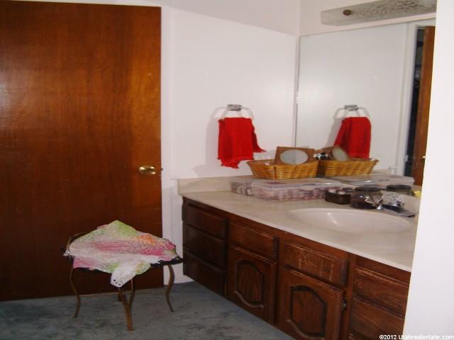 5888 Skyline Dr, Uintah, UT 84403 — photo 10