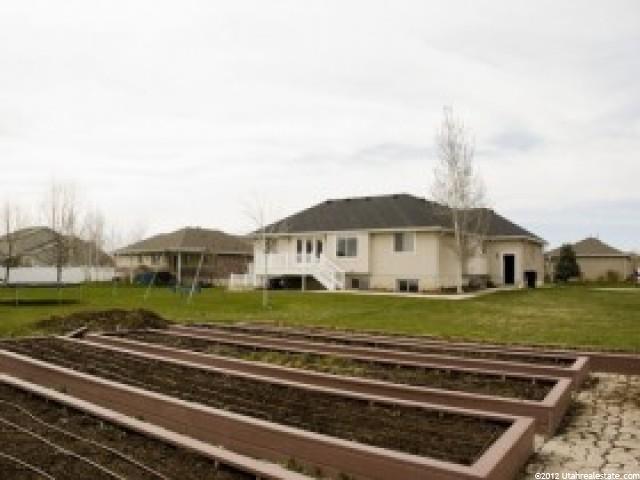 769 Lodder Dr, Kaysville, UT 84037 — photo 3