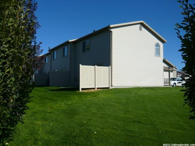 652 W 800 N #49, Clinton, UT 84015 — photo 3