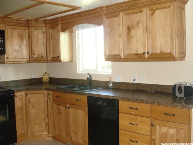 680 W 725 N, Clearfield, UT 84015 — photo 2