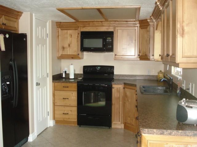 680 W 725 N, Clearfield, UT 84015 — photo 3