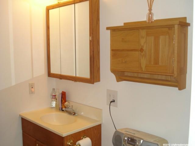 680 W 725 N, Clearfield, UT 84015 — photo 9