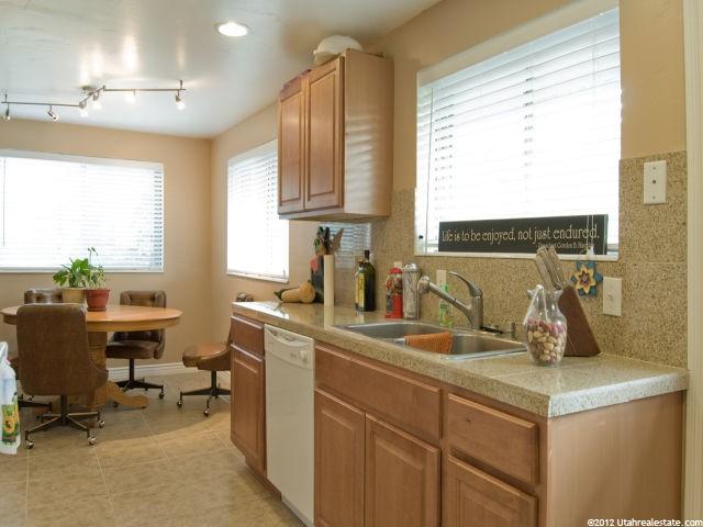 831 W 3900 S, Bountiful, UT 84010 — photo 6