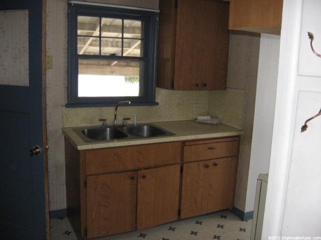218 N 100 W, Malad City, ID 83252 — photo 2