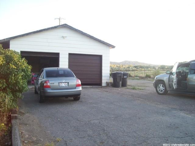 281 W 2500 S, Uintah County, UT 84078 — photo 2