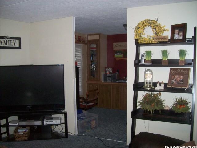 281 W 2500 S, Uintah County, UT 84078 — photo 8
