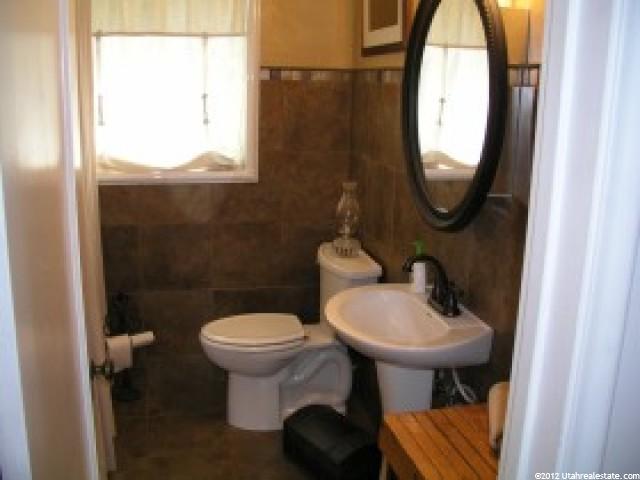 401 Cherry Dr, Riverdale, UT 84405 — photo 7