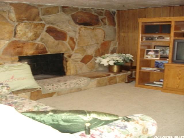303 N 300 E, Providence, UT 84332 — photo 8